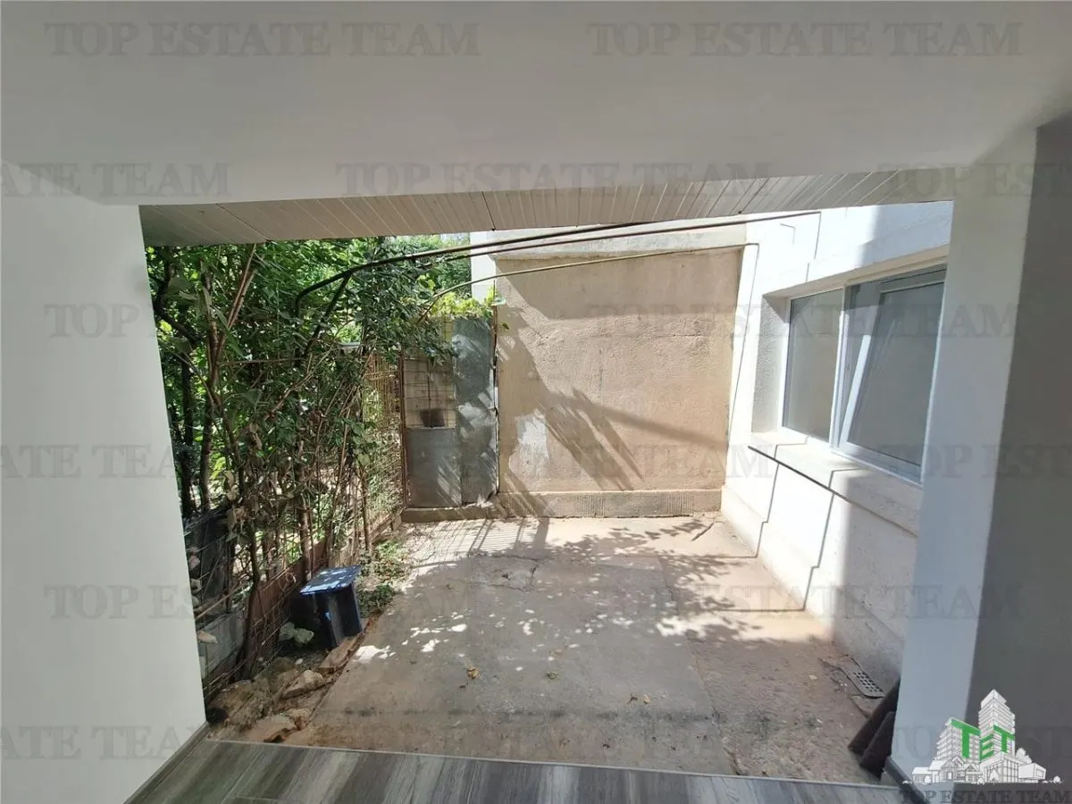 Elegant 4-Bedroom Apartment for Sale in Braila - foto 17
