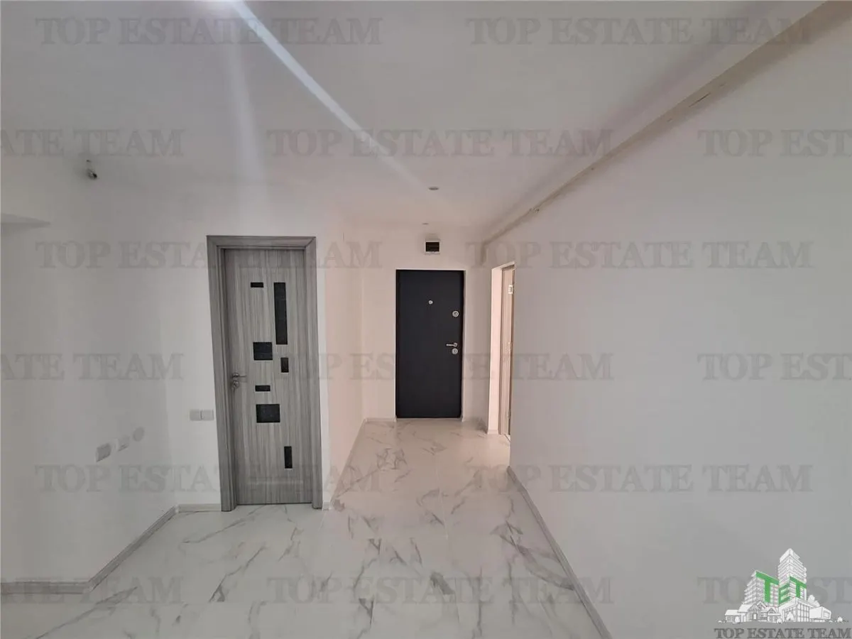 Elegant 4-Bedroom Apartment for Sale in Braila - foto 10