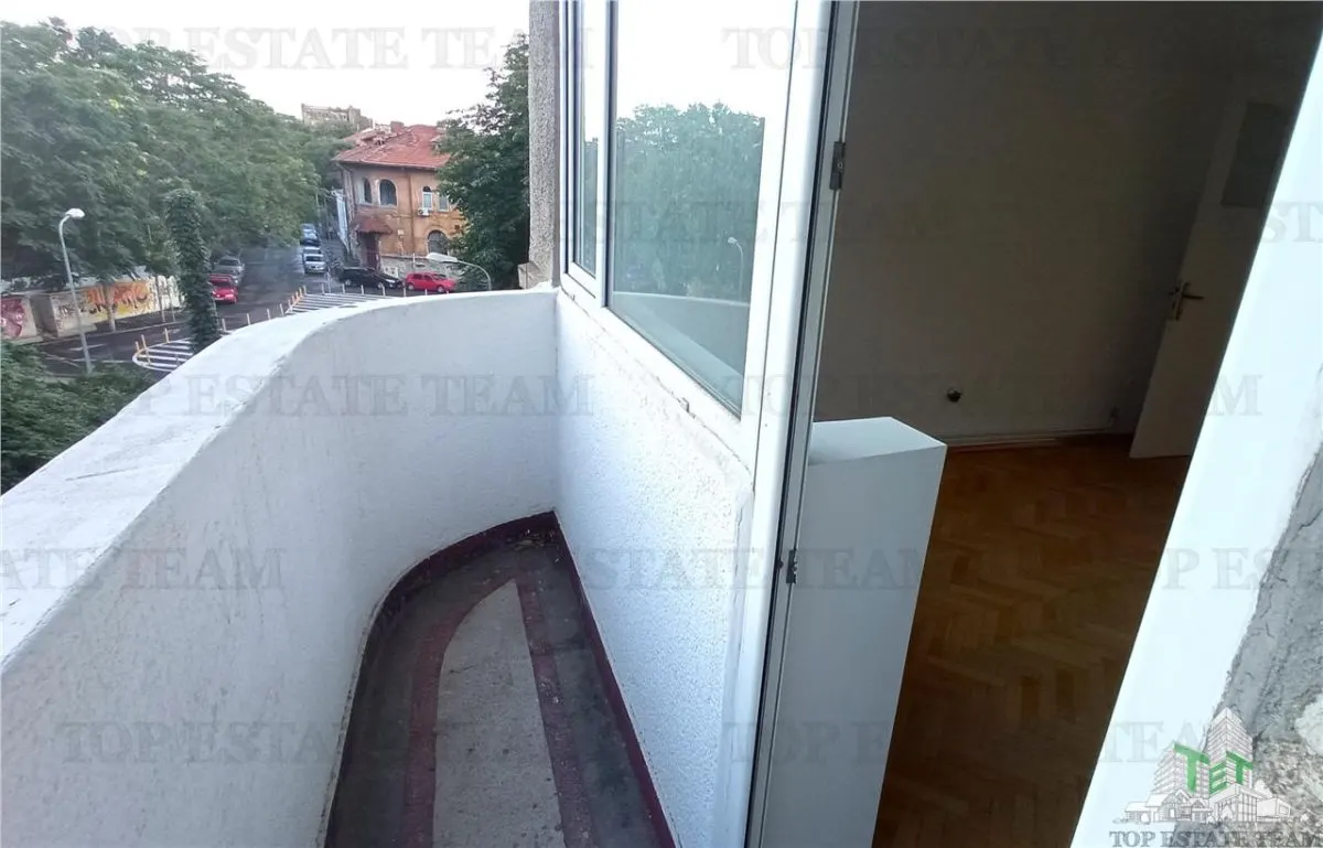 Apartamento de 3 Dormitorios en Venta, Zona Armeneasca - foto 19