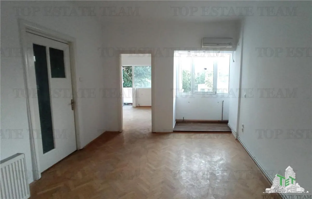 Apartamento de 3 Dormitorios en Venta, Zona Armeneasca - foto 10