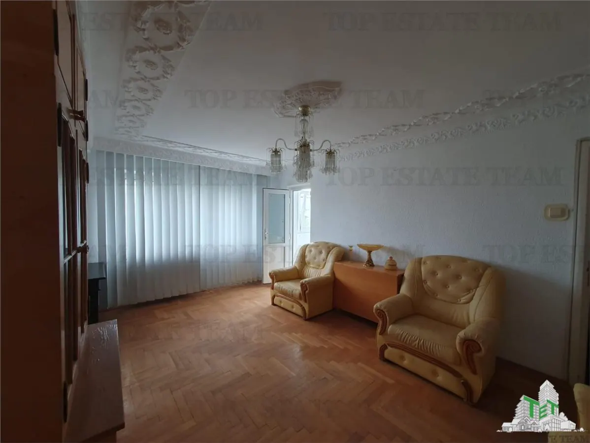 5卧室独立入口双层公寓，靠近海滩，Mangalia Saturn - foto 1
