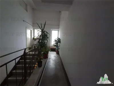 5卧室独立入口双层公寓，靠近海滩，Mangalia Saturn - foto 18