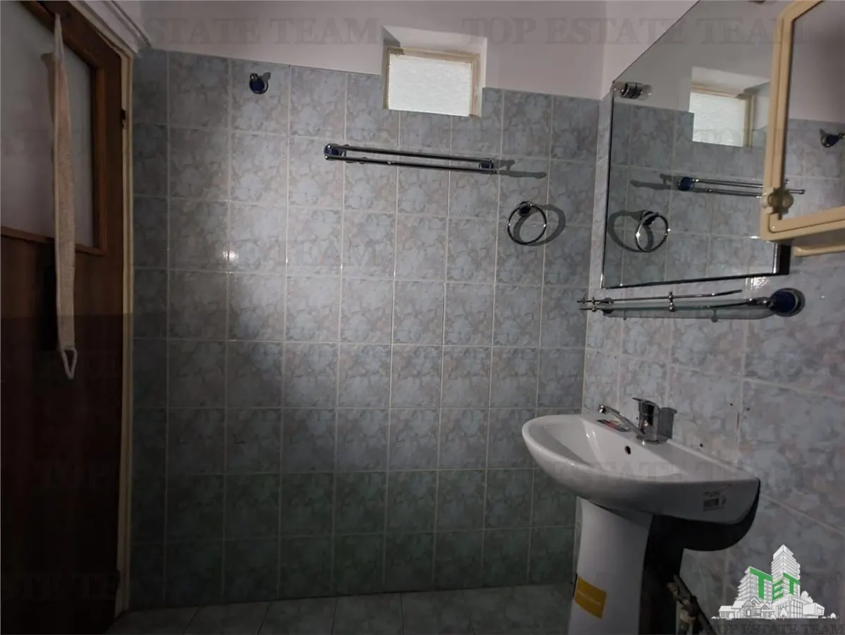 5卧室独立入口双层公寓，靠近海滩，Mangalia Saturn - foto 25