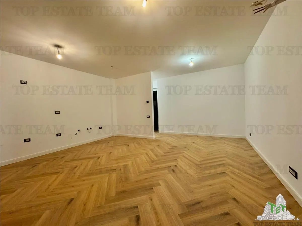 Two-Bedroom Apartment for Sale in Pipera Plaza, North Bucuresti - foto 2