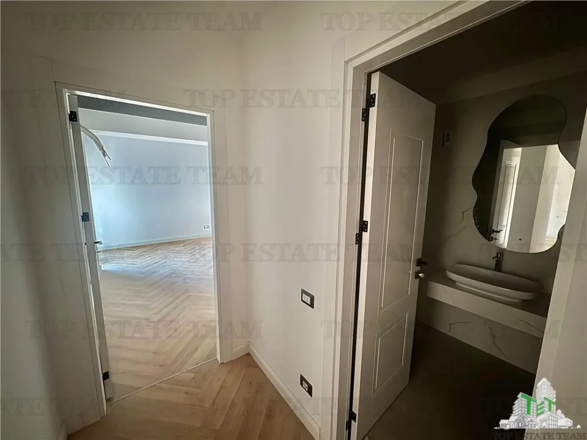 Two-Bedroom Apartment for Sale in Pipera Plaza, North Bucuresti - foto 5