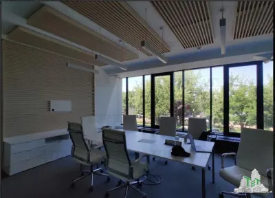 Espacio de Oficinas Moderno 696 m² en Pipera, Bucuresti - foto 6