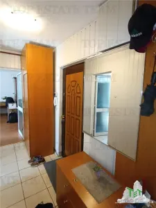 Exceptional 2-Bedroom Apartment with Balcony & Individual Gas Boiler, Sector 6 - foto 4