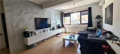 Sale: 2-Bedroom Ground Floor Apartment, Suitable for Professional Use - Bucuresti