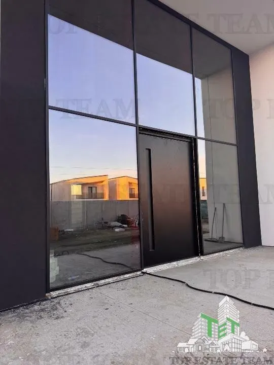 Modern Luxury Villa with 12 Bedrooms and Pool - Miami-Inspired Minimalist Design - foto 11