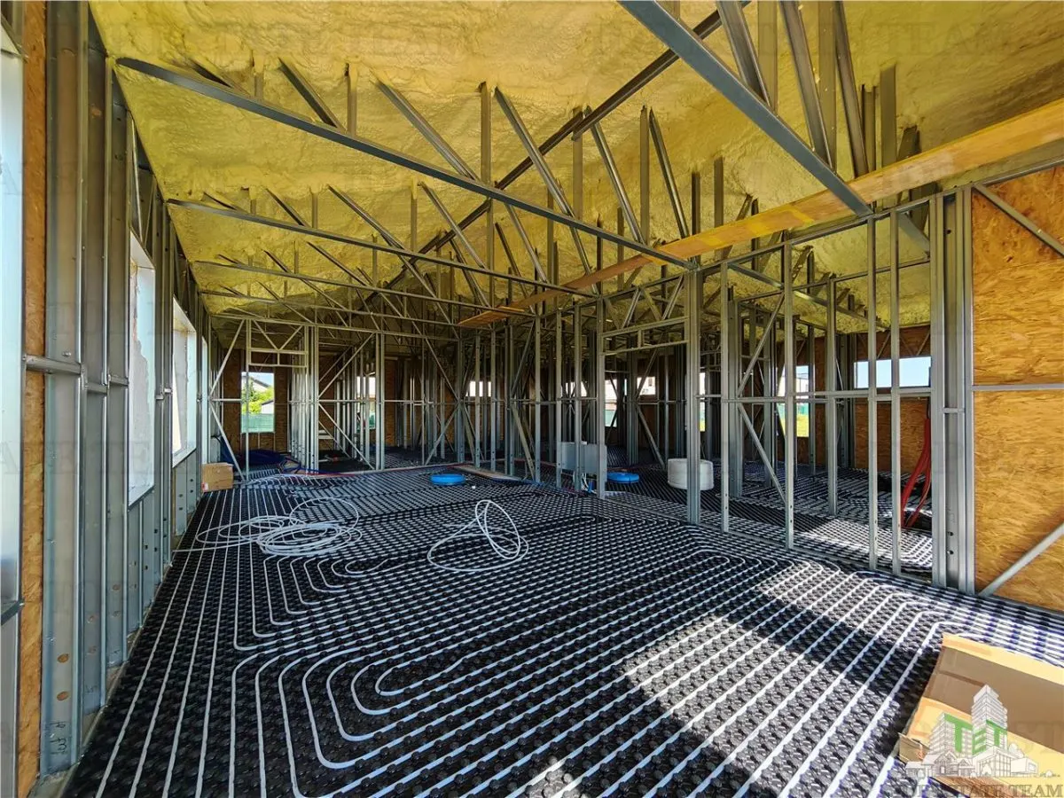Modern Single-Storey House - Balotesti, Unirii - foto 6