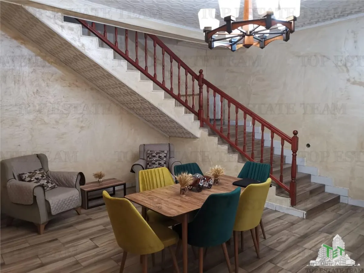 Five-Bedroom Villa with First Floor, Attic and Garage in Adunatii Copaceni - foto 6