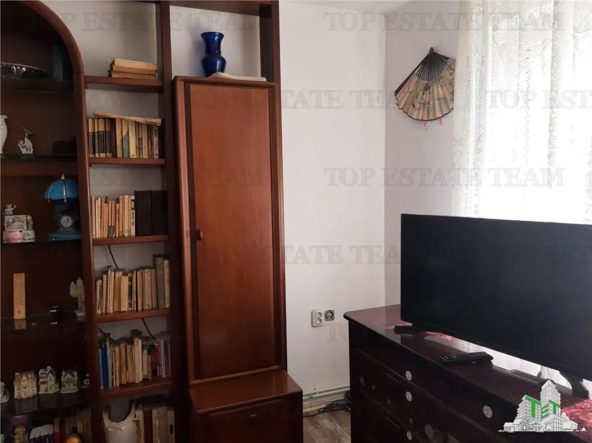 House / villa for sale 120 sqm in Bogdanesti (Tomsani) - foto 13