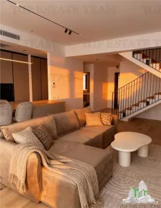 Luxury villa with ground-floor garage and pool in gated community, Bulevardul Pipera - Bucuresti