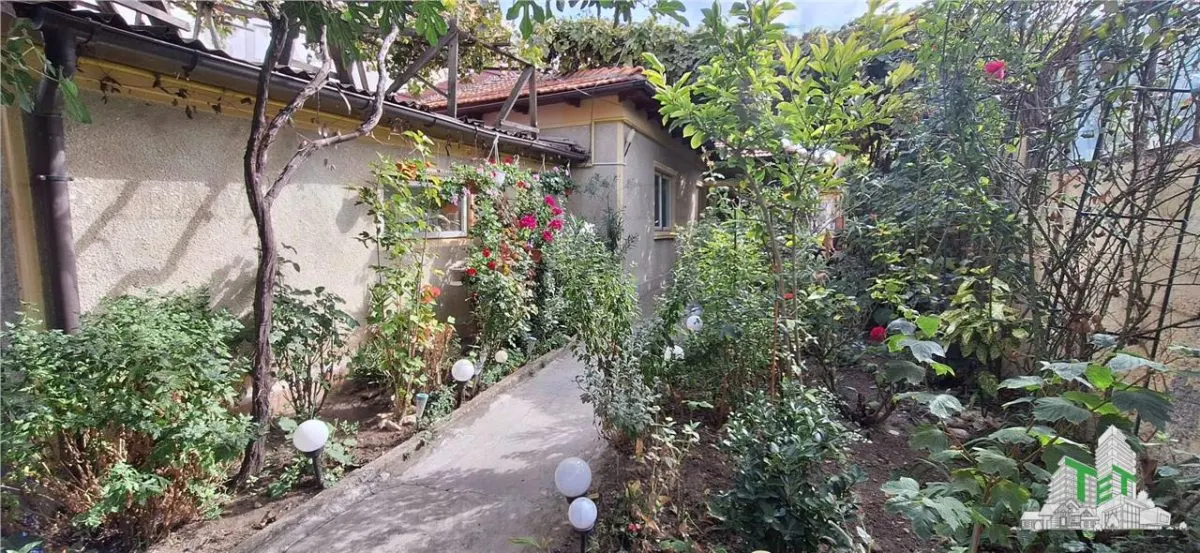 Rustic House with Courtyard, 3 Bedrooms, Tabacarie, Constanta - foto 14