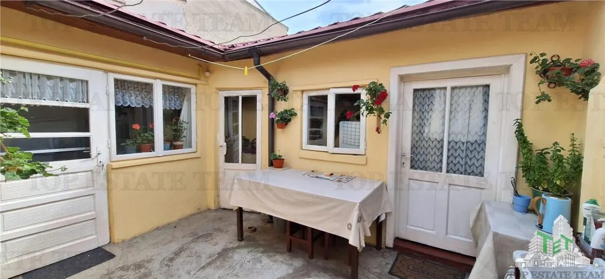 Rustic House with Courtyard, 3 Bedrooms, Tabacarie, Constanta - foto 9