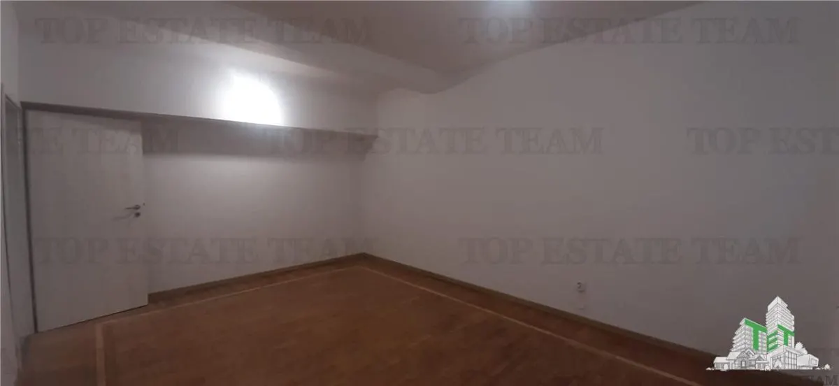 Commercial Office Space to Let, Universitate, €10/sqm - foto 2