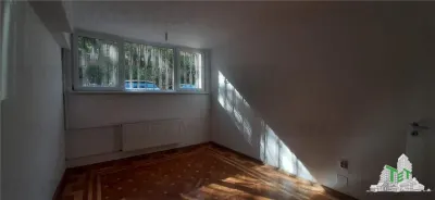Commercial Office Space to Let, Universitate, €10/sqm - foto 13