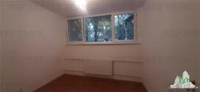 Commercial Office Space to Let, Universitate, €10/sqm - foto 15