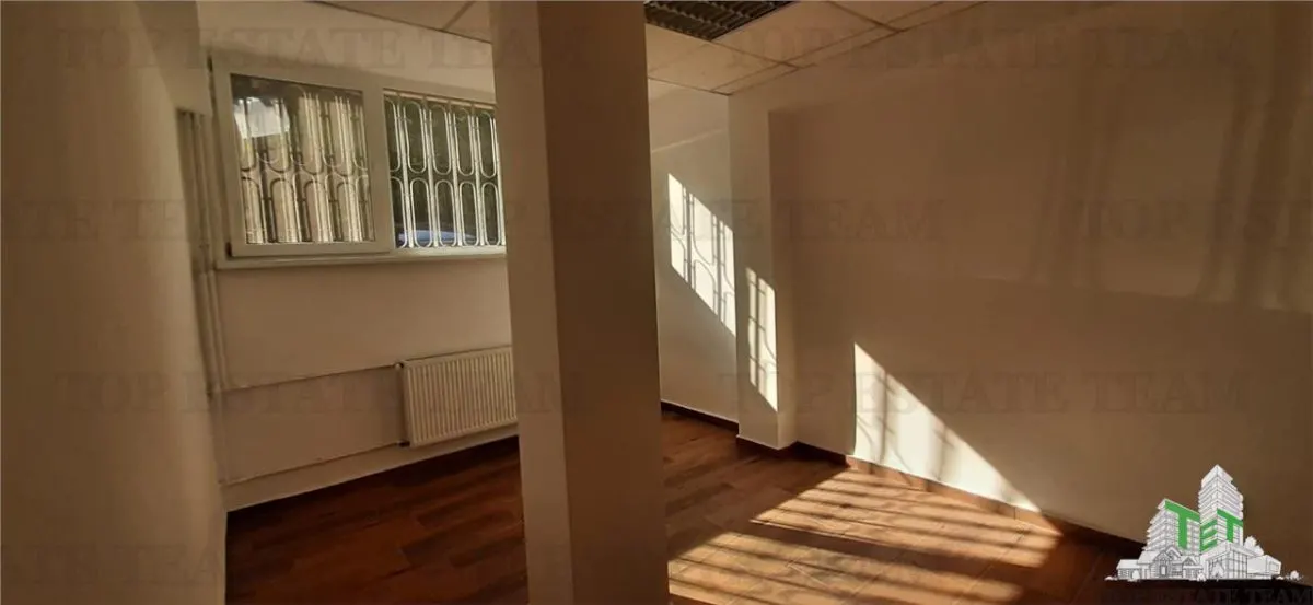 Commercial Office Space to Let, Universitate, €10/sqm - foto 17