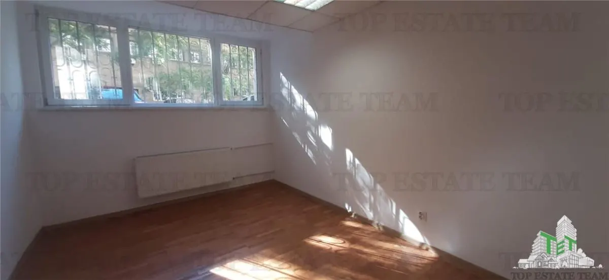 Commercial Office Space to Let, Universitate, €10/sqm - foto 18