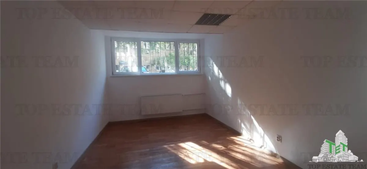 Commercial Office Space to Let, Universitate, €10/sqm - foto 5