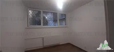 Commercial Office Space to Let, Universitate, €10/sqm - foto 9