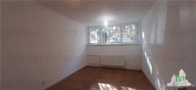 Commercial Office Space to Let, Universitate, €10/sqm - foto 10