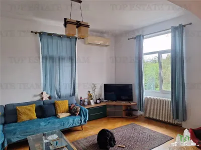 Oportunidad de Inversión: Villa de Época con Rentabilidad Mensual y Ático en Venta - foto 3