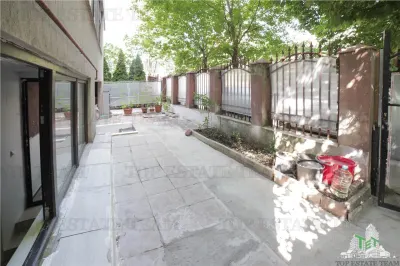 2-Bedroom Apartment with 37 sqm Private Courtyard, Damaroaia - Bucuresti