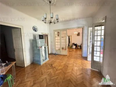 Villa en Venta en Dorobanti, Bucarest - foto 2