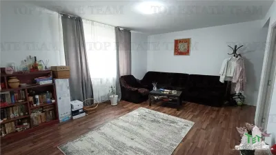 Villa Individual en Otopeni con Terreno Generoso – Potencial Excepcional - foto 3
