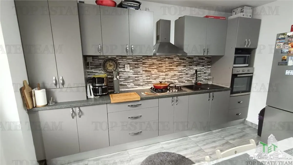 Villa Individual en Otopeni con Terreno Generoso – Potencial Excepcional - foto 7
