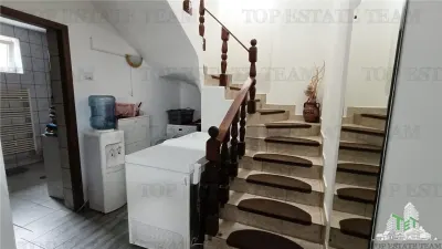 Villa Individual en Otopeni con Terreno Generoso – Potencial Excepcional - foto 8