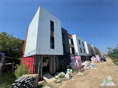 Gated Residential Community with Secure Access Barrier - foto 2