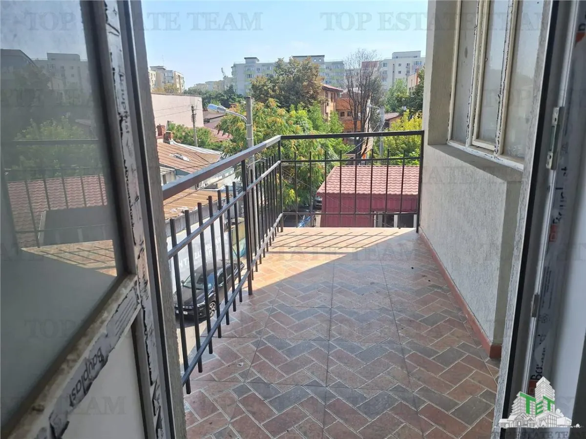 Villa Contemporánea con Terraza y Jardín cerca de Bulevar Lacul Tei - foto 20