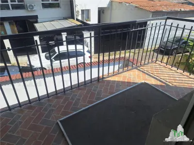 Villa Contemporánea con Terraza y Jardín cerca de Bulevar Lacul Tei - foto 21