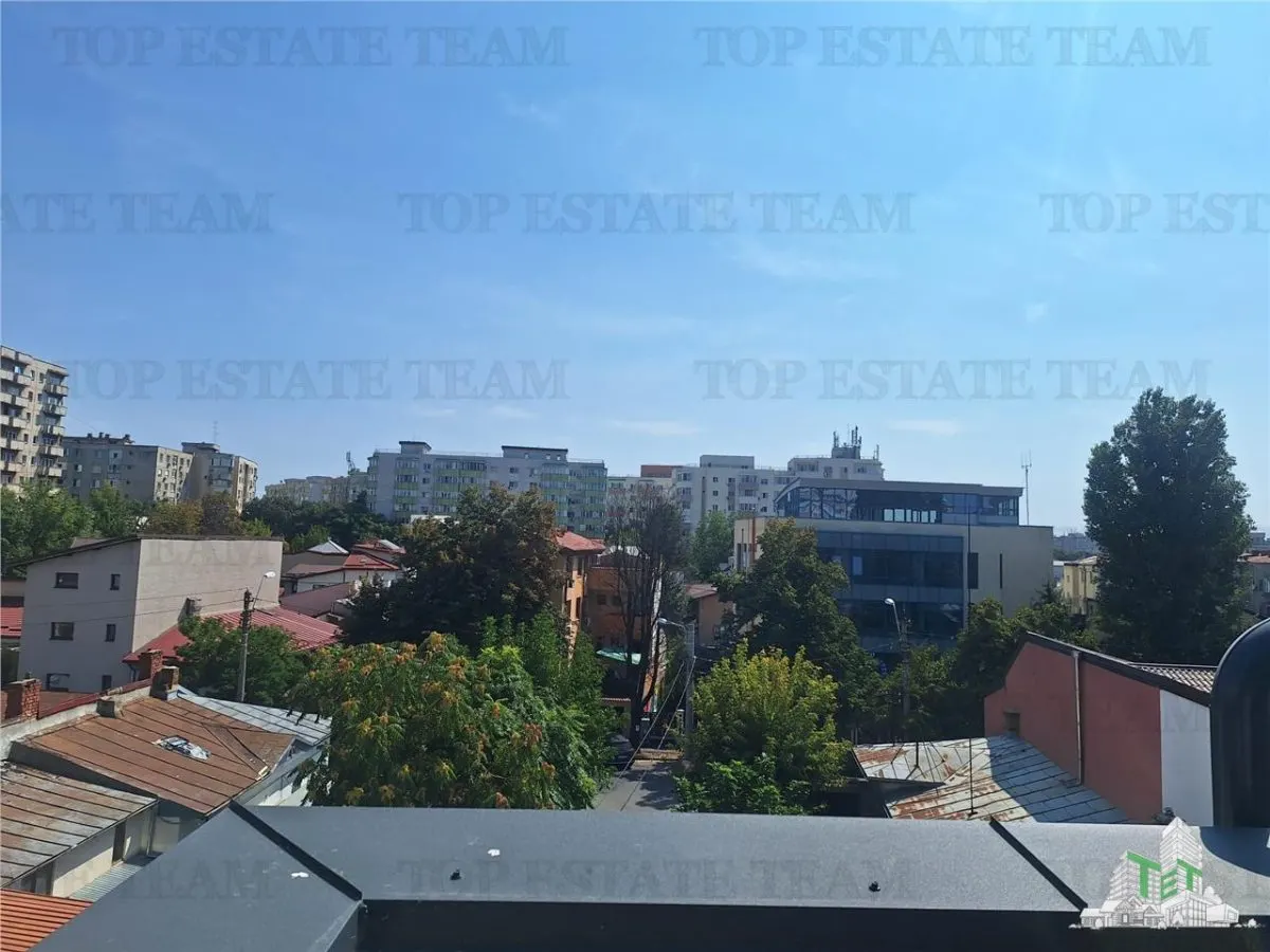 Villa Contemporánea con Terraza y Jardín cerca de Bulevar Lacul Tei - foto 24