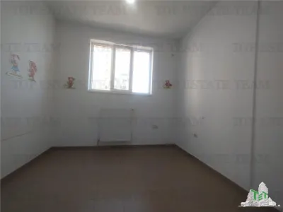 Reduced! Commercial Space 118 sqm, Medical Office/Office Use, Paved Front Courtyard, Popesti Leordeni - foto 4