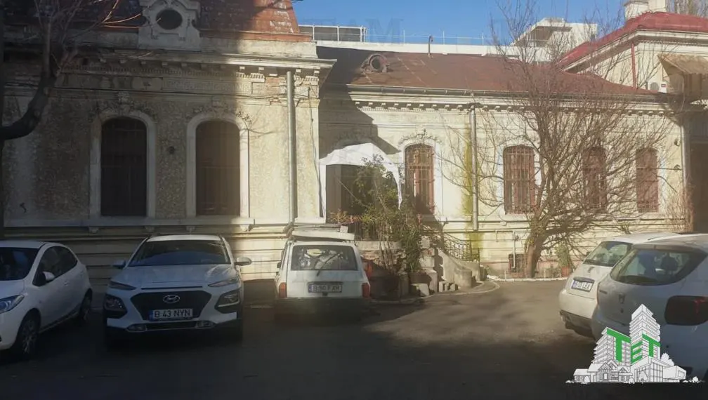 Reducción de Precio – Villa Elegante Renovable en Dorobanți - foto 14