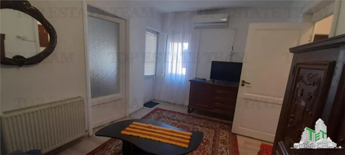 Apartamento Unirii Marasesti en Villa, Primer Piso de Dos - foto 1