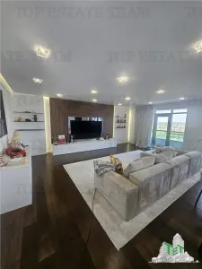 Luxury Penthouse with Lake Tei Views - Bucuresti