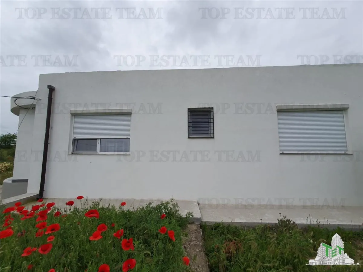 Exceptional Villa with Generous Land in Casicea, Constanța - foto 4