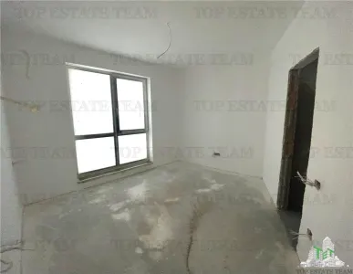 Apartamento de 3 Dormitorios en Edificio Nuevo, Adyacente a Metro Obor - foto 3