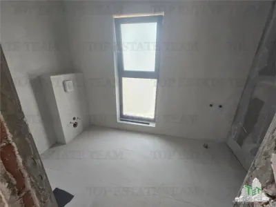 Villa Diseño Moderno, 4 Dormitorios, Giulesti - foto 12