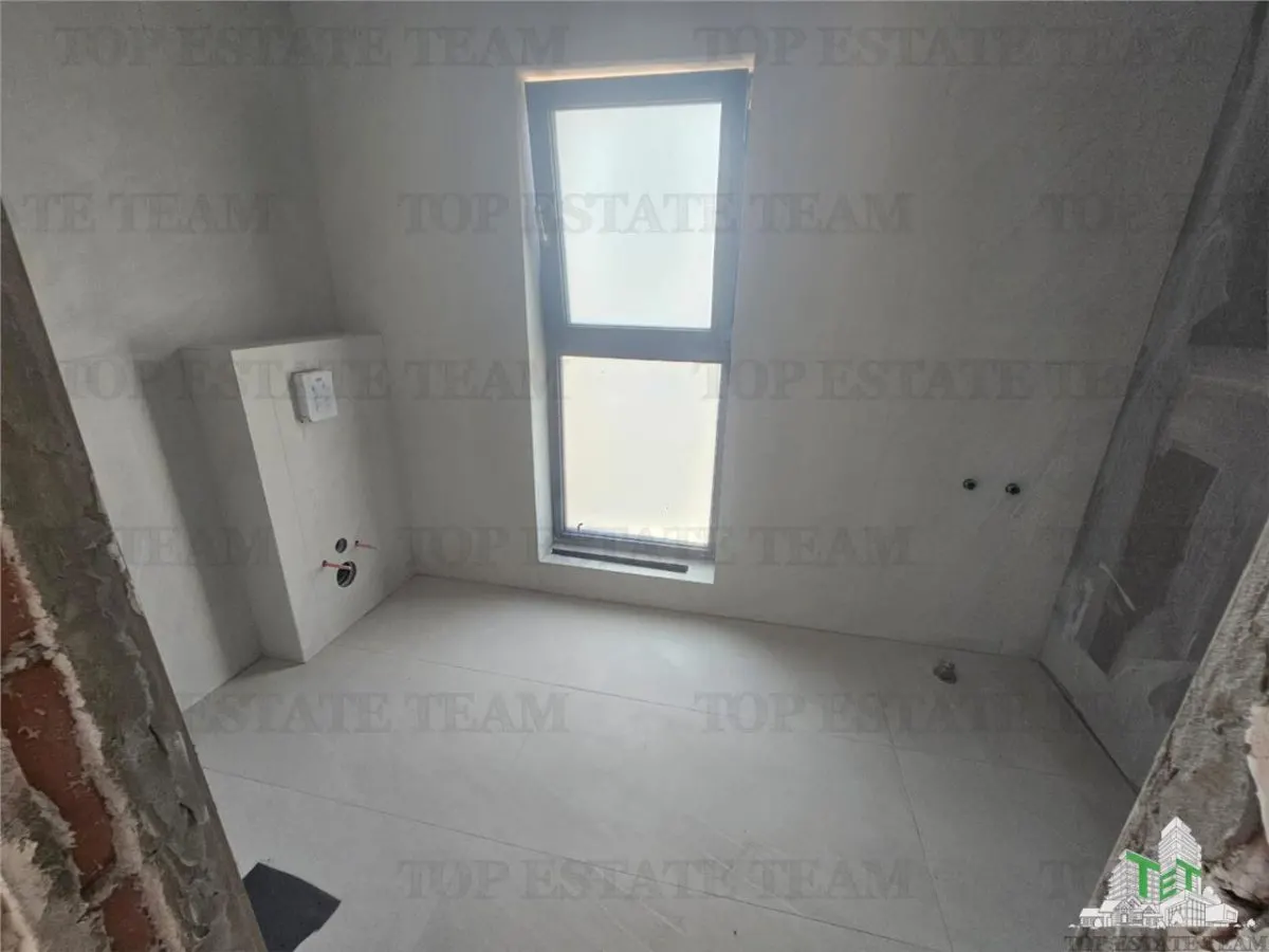 Villa Diseño Moderno, 4 Dormitorios, Giulesti - foto 12