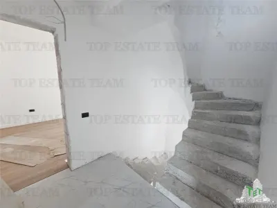 Villa Moderna Premium de 4 Dormitorios, Giulesti - foto 5