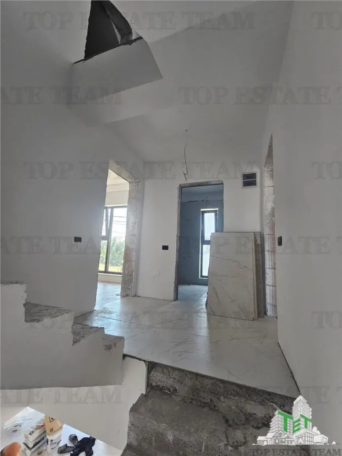 Villa Moderna Premium de 4 Dormitorios, Giulesti - foto 7