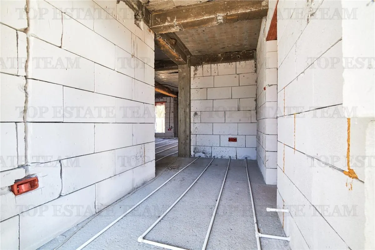 Unfinished House Mihail Kogalniceanu Constanta with 1056 sqm Land - foto 11