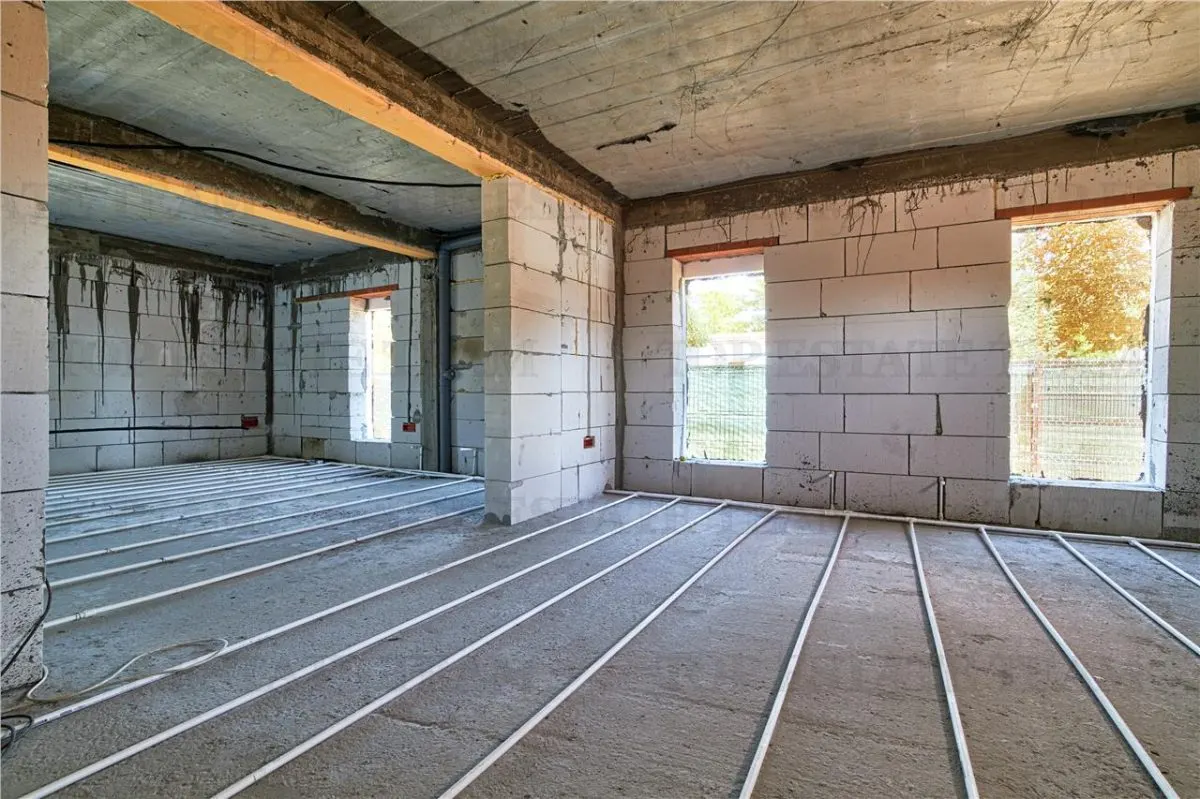 Unfinished House Mihail Kogalniceanu Constanta with 1056 sqm Land - foto 5