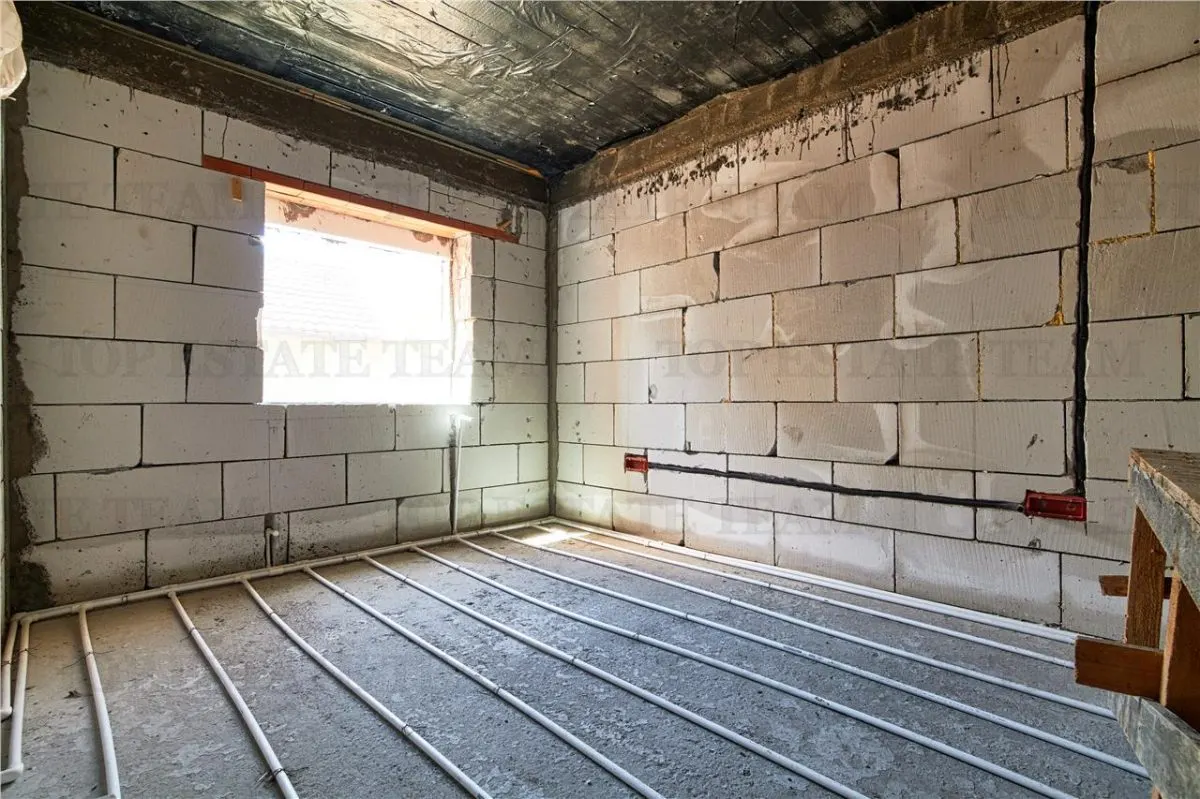 Unfinished House Mihail Kogalniceanu Constanta with 1056 sqm Land - foto 8